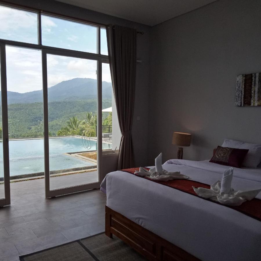 Atres Sari Resort Munduk Exterior foto